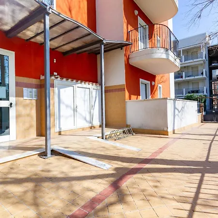 아파트 Sabbiadoro Trilo Pt - Myho Casa 토르토레토